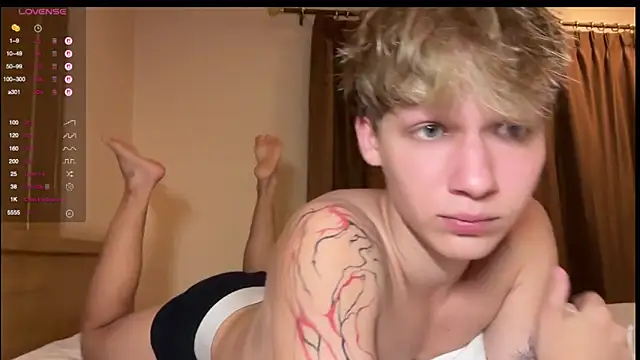 walter cute online show from April 2026 06:05:01 PM