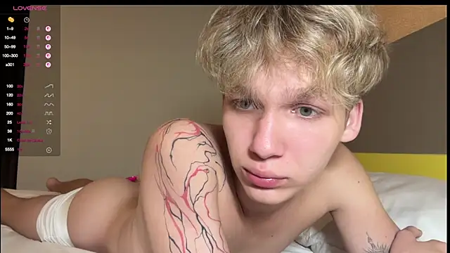 walter cute online show from April 2026 06:13:02 PM