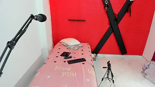 bdsmforever18 online show from July 2026 01:58:01 AM