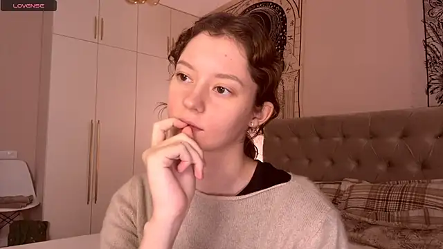 IrisPurrphy online show from November 2025 03:39:01 PM