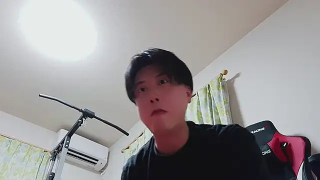 Snapshot of oyu_kun chatting on February 2026 10:33:02 AM oyu kun online show from February 2026 10:33:02 AM