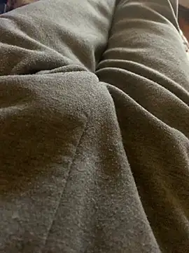 MuzzyFacing online show from February 2026 01:47:01 PM