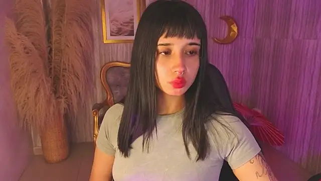 allyssa bellini s online show from November 2025 08:19:01 PM