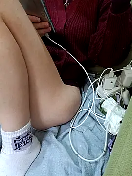 Snapshot of Bhratess chatting on February 2026 10:05:01 AM Bhratess online show from February 2026 10:05:01 AM