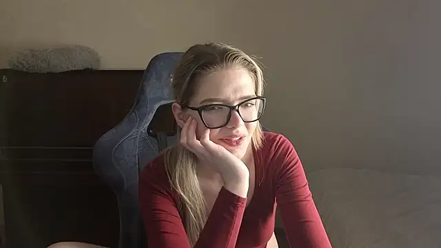 Snapshot of KatanaSVibe chatting on March 2026 01:04:02 PM KatanaSVibe online show from March 2026 01:04:02 PM