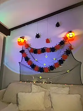 LINA ALL EYES ON YOU online show from October 2025 09:48:02 PM