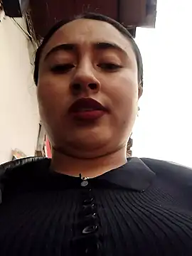 Snapshot of AMATISTA__16 chatting on January 2026 12:10:02 PM AMATISTA 16 online show from January 2026 12:10:02 PM