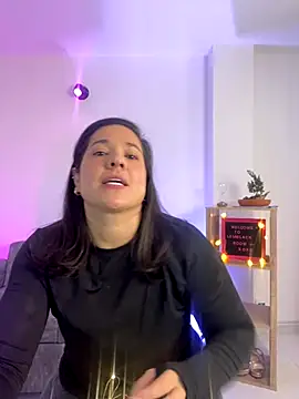 leiablack online show from October 2025 11:31:02 AM