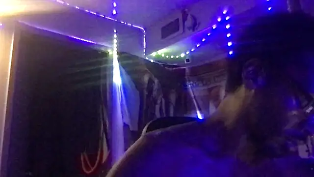 Triggerhappycj100 online show from September 2025 08:06:02 AM