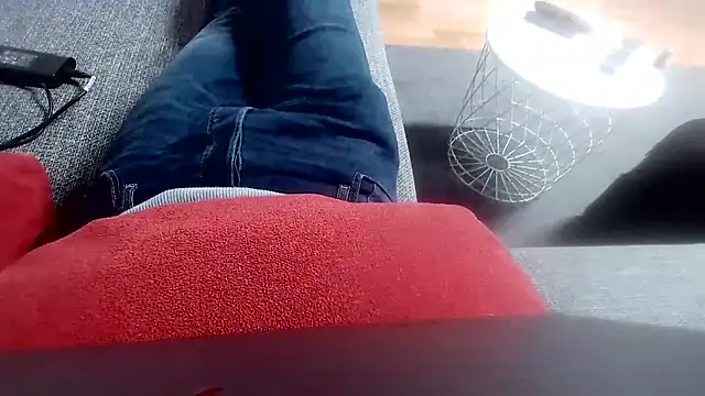 cucciolotto76 online show from November 2025 03:22:01 PM