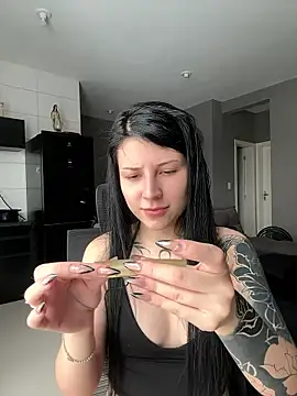 Privad ravenna online show from January 2026 06:02:02 PM