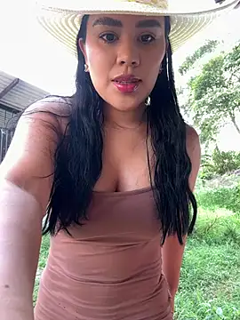 laure torres online show from February 2026 01:37:02 PM