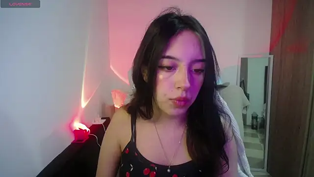 immisssilver online show from October 2025 02:22:02 AM