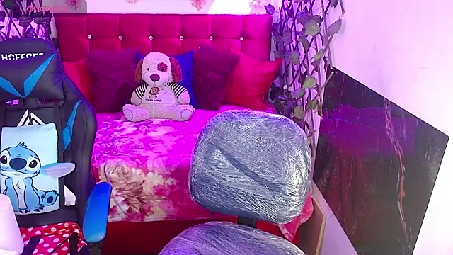IVET CUTE1 online show from April 2026 08:36:02 PM