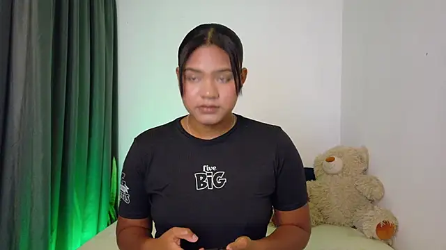 nudesketch1 online show from September 2025 04:39:02 PM