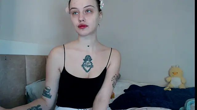 Pizda-Drozda online show from October 2025 08:11:02 PM