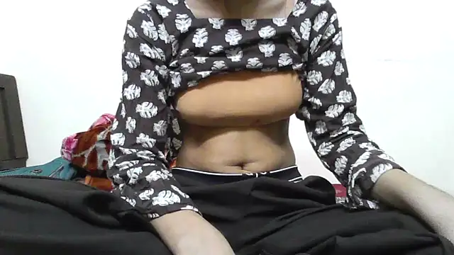 Snapshot of modelnishu chatting on April 2026 02:41:01 PM modelnishu online show from April 2026 02:41:01 PM