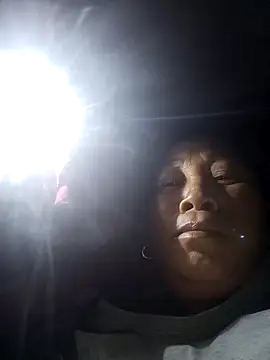 Snapshot of Mamapm20 chatting on September 2025 02:44:01 AM Mamapm20 online show from September 2025 02:44:01 AM