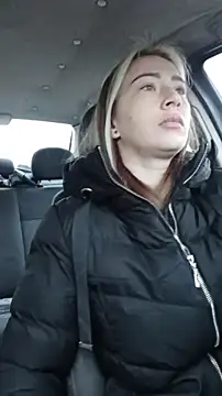 Reina Cummings online show from December 2025 06:07:02 AM