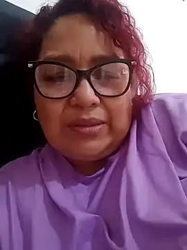 ladytropical1 online show from September 2025 12:40:01 PM