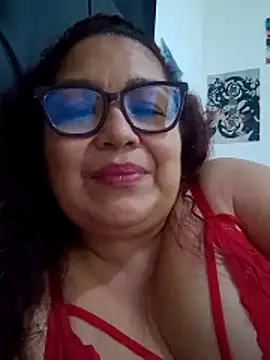 Snapshot of ladytropical1 chatting on February 2026 03:45:02 PM ladytropical1 online show from February 2026 03:45:02 PM