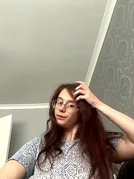 raen001 online show from September 2025 04:39:02 PM