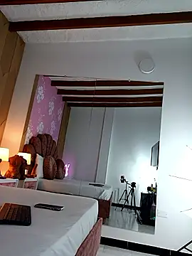 AlissonPeach01 online show from December 2025 10:46:01 AM