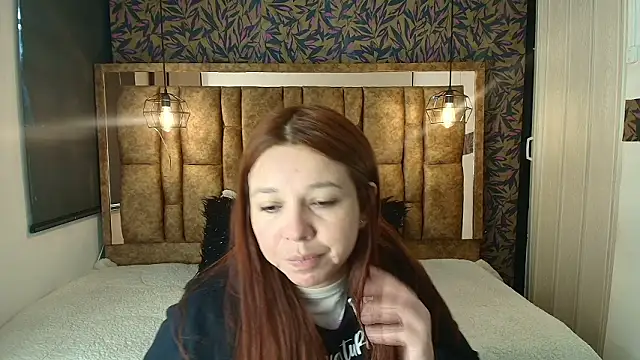 Isa Thompson   online show from February 2026 11:44:02 AM