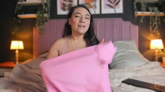 scarlet dh online show from March 2026 01:12:01 AM