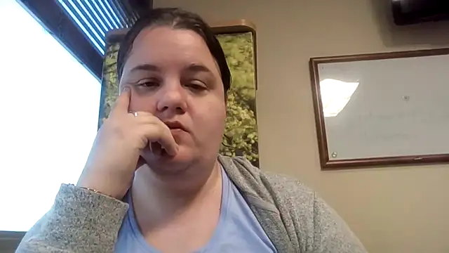 Snapshot of LittleBunny3 chatting on September 2025 12:16:02 PM LittleBunny3 online show from September 2025 12:16:02 PM