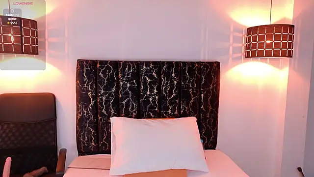 evvaa moon69 online show from March 2026 01:14:02 PM