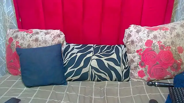 SultryCocoBabe online show from April 2026 09:31:01 PM