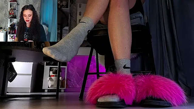 Feet Heelss online show from December 2025 11:30:02 AM