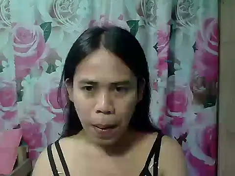 Snapshot of exoticpinay_dolly chatting on June 2026 08:15:02 AM exoticpinay dolly online show from June 2026 08:15:02 AM