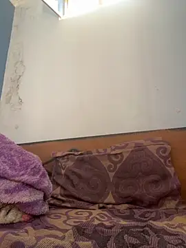 Snapshot of milf_banger121 chatting on November 2025 07:51:02 AM milf banger121 online show from November 2025 07:51:02 AM