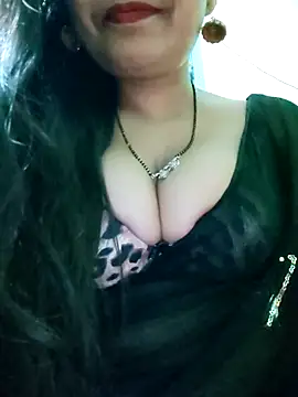 Snapshot of Sofia-ex chatting on December 2025 07:03:01 AM Sofia-ex online show from December 2025 07:03:01 AM