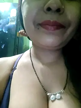 Snapshot of Sofia-ex chatting on May 2026 06:43:02 AM Sofia-ex online show from May 2026 06:43:02 AM