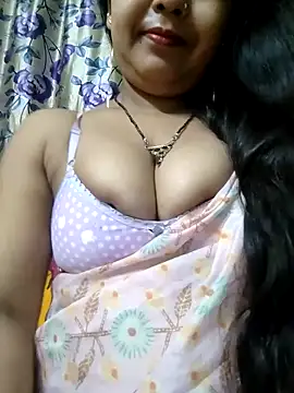 Snapshot of Sofia-ex chatting on May 2026 11:13:01 PM Sofia-ex online show from May 2026 11:13:01 PM