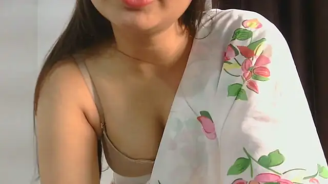 Snapshot of Cute-Bacchi chatting on September 2025 01:19:02 AM Cute-Bacchi online show from September 2025 01:19:02 AM