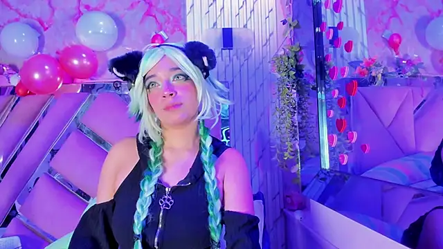 Akane Hikari  online show from February 2026 04:43:02 AM