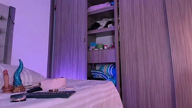 dreamsussi online show from April 2026 12:25:02 AM