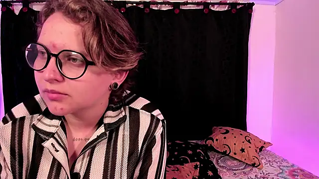 CrazyCakes  online show from March 2026 03:23:02 AM