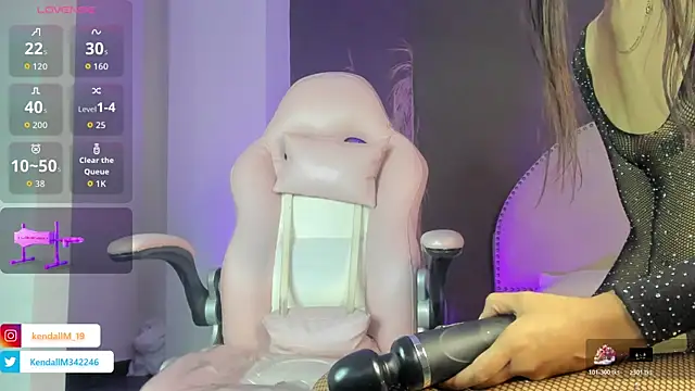  Kendall 19 online show from November 2025 08:10:01 PM