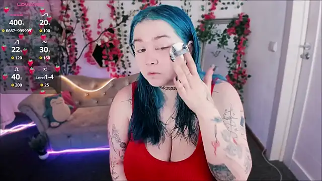 Mira Fyre online show from November 2025 08:20:01 PM