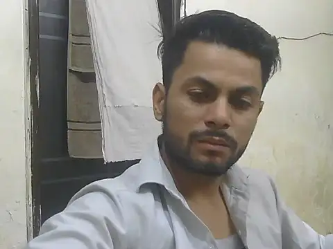 Snapshot of ursdreamperson chatting on June 2026 01:09:01 AM ursdreamperson online show from June 2026 01:09:01 AM