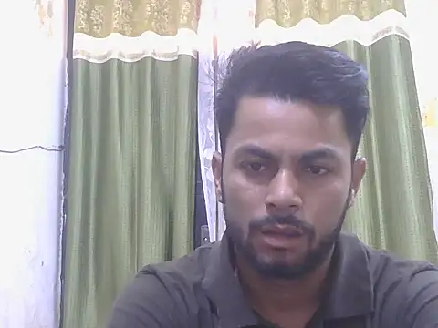 Snapshot of ursdreamperson chatting on June 2026 01:05:01 AM ursdreamperson online show from June 2026 01:05:01 AM