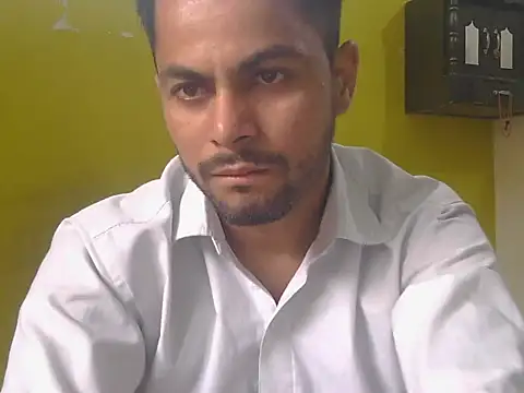 Snapshot of ursdreamperson chatting on June 2026 01:08:02 AM ursdreamperson online show from June 2026 01:08:02 AM