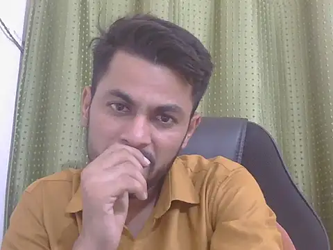 Snapshot of ursdreamperson chatting on June 2026 07:38:01 AM ursdreamperson online show from June 2026 07:38:01 AM