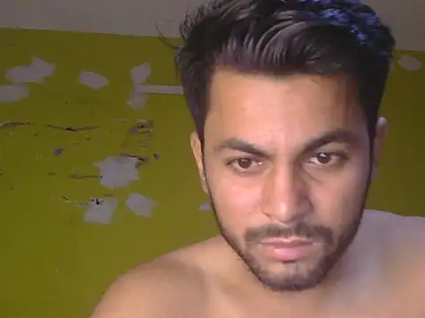 Snapshot of ursdreamperson chatting on July 2026 02:05:17 AM ursdreamperson online show from July 2026 02:05:17 AM