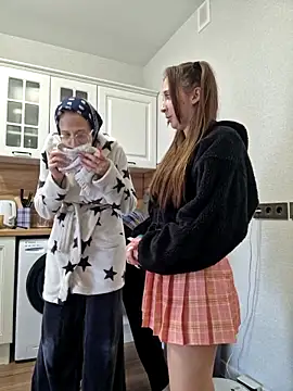 yourfavpsy  online show from September 2025 01:37:01 PM